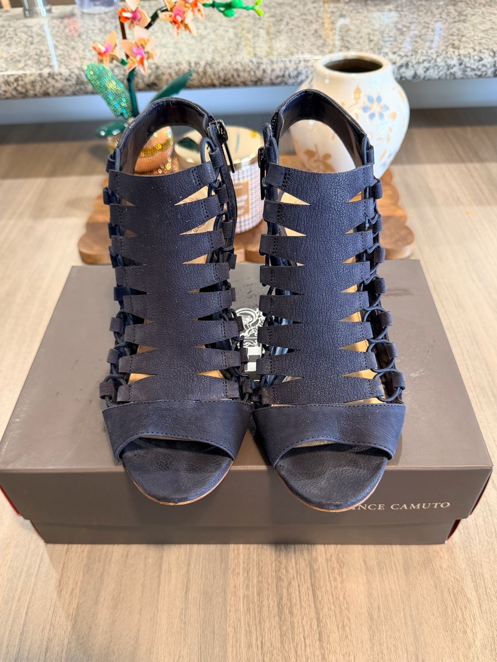 Vince Camuto VC-ELIAZ Open Toe Lace-Up Wedge in Blue US 8.5